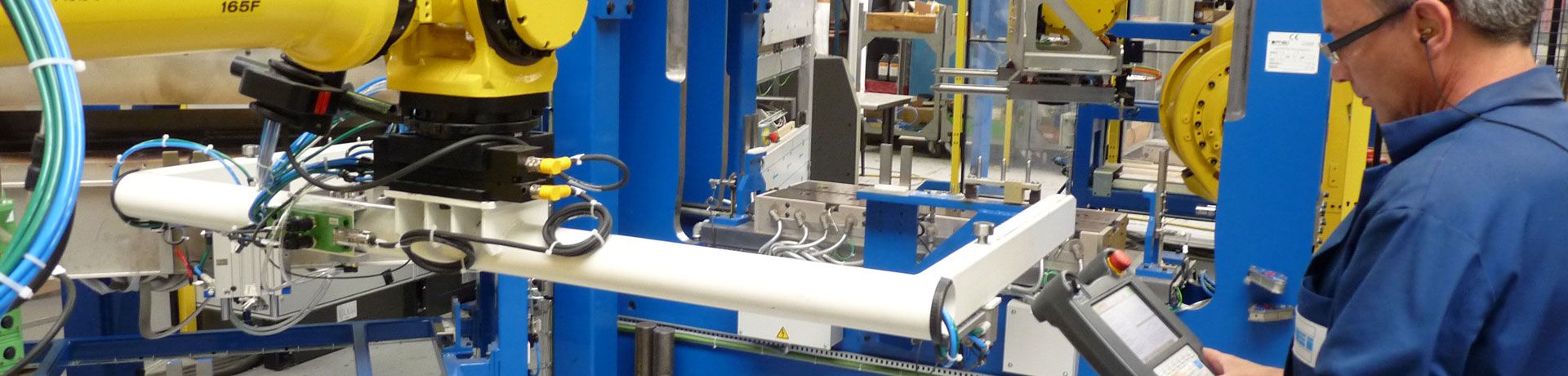 Pinette是一家复合材料预成型和成型的液压机与自动冲压系统供应商。